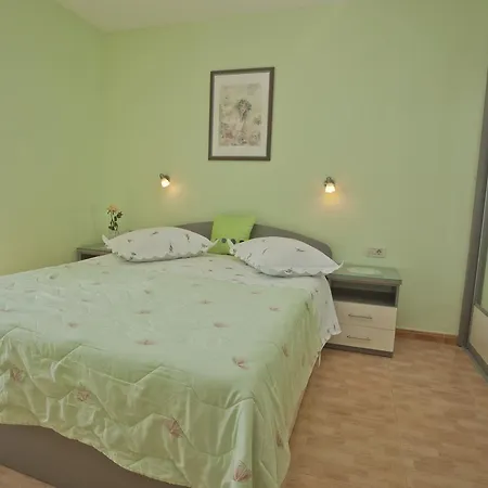 Apartment Promajna 2592c