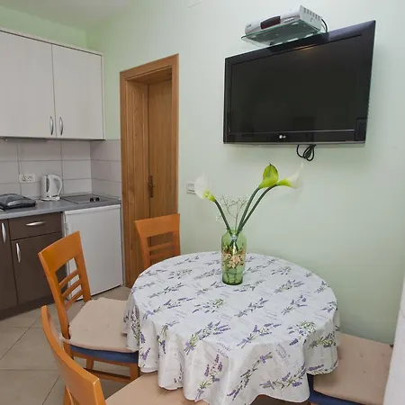 Promajna 2592c Baška Voda